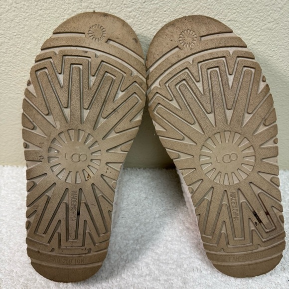 Sherpa Teddy Cream Platform Slippers Clogs EUC - Picture 10 of 11